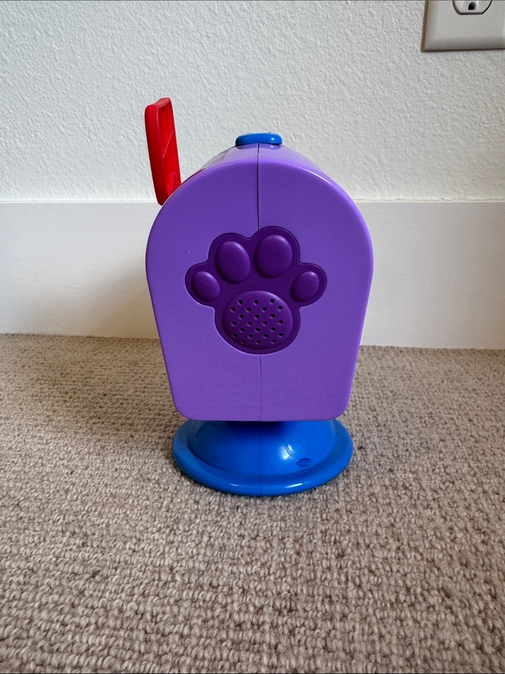 Blues Clues Kids Mailbox Toy - Playful Role-Play Fun - Picture 4 of 9